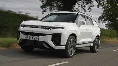 KGM Actyon - front tracking